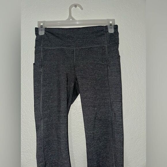 lululemon pace rival high rise‎ crop 22” size 4 Heathered Black loungewear - Picture 7 of 8